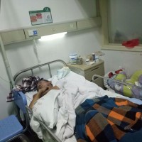 我父亲脊柱损伤导致下半身瘫痪,望大家援助!