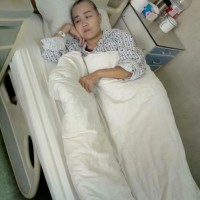 妈妈希望你能快快好起来,求求大家救救我妈妈