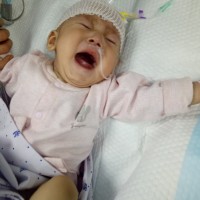 妈妈!我想摆脱肺炎 先心,去看看世界!