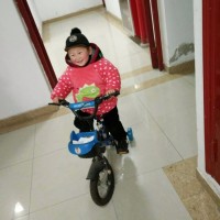 帮帮我烧伤的儿子,让他有个美好的未来!