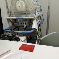 请帮帮我!孩子不能没有我!