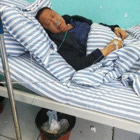 父亲病重,不想看着父亲就这么抛弃我们走