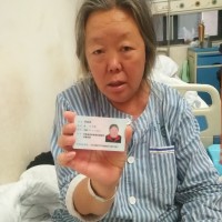 母亲为我操劳一生,我却无钱为身患鼻咽癌的她